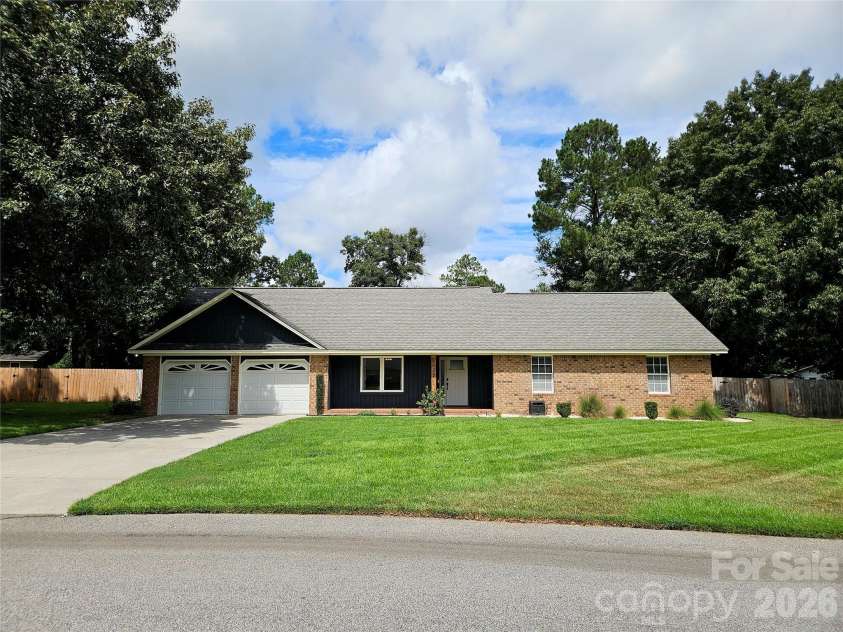 1035 Waterway Drive, Sumter, SC 29154.  MLS# CAR4420215, YatesRealty ID 48276. Front
