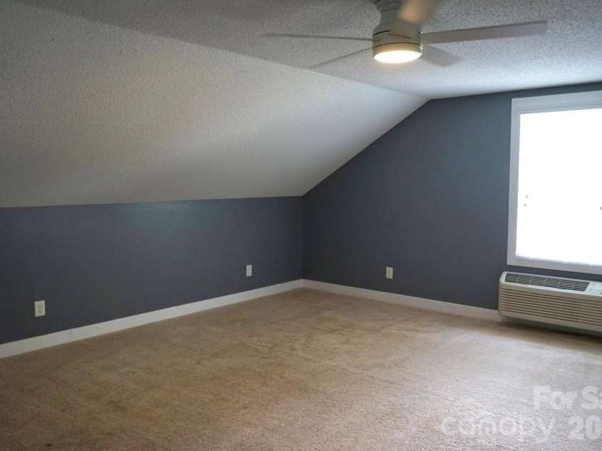 1035 Waterway Drive, Sumter, SC 29154.  MLS# CAR4420215, YatesRealty ID 48276. Room above garage