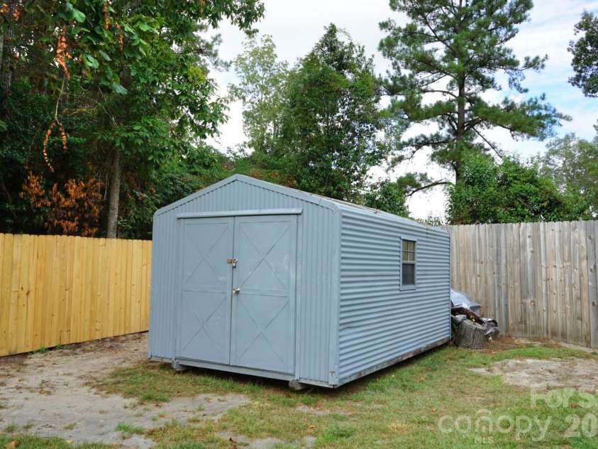 1035 Waterway Drive, Sumter, SC 29154.  MLS# CAR4420215, YatesRealty ID 48276. Storage Shed