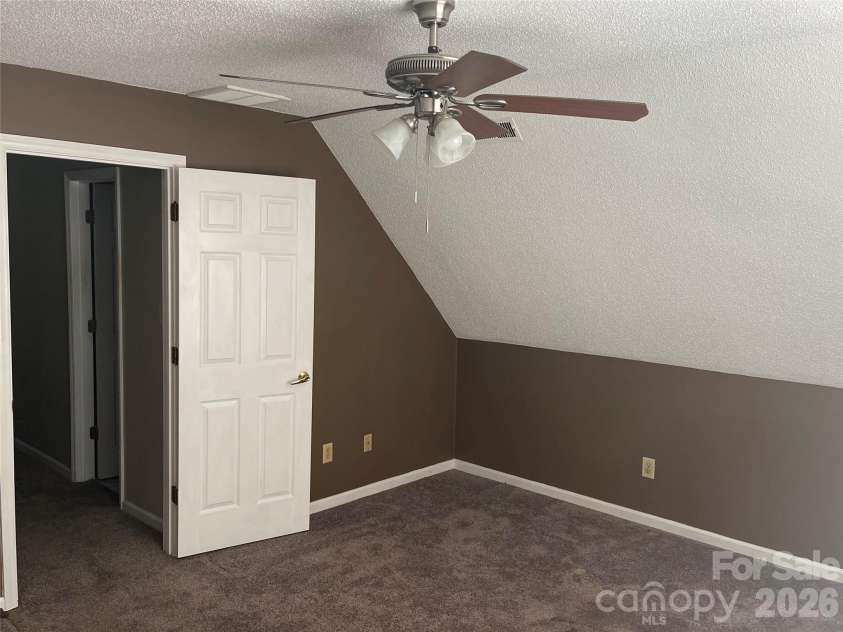 14223 Walkers Crossing Drive, Charlotte, NC 28273.  MLS# CAR4420665, YatesRealty ID 48277. 