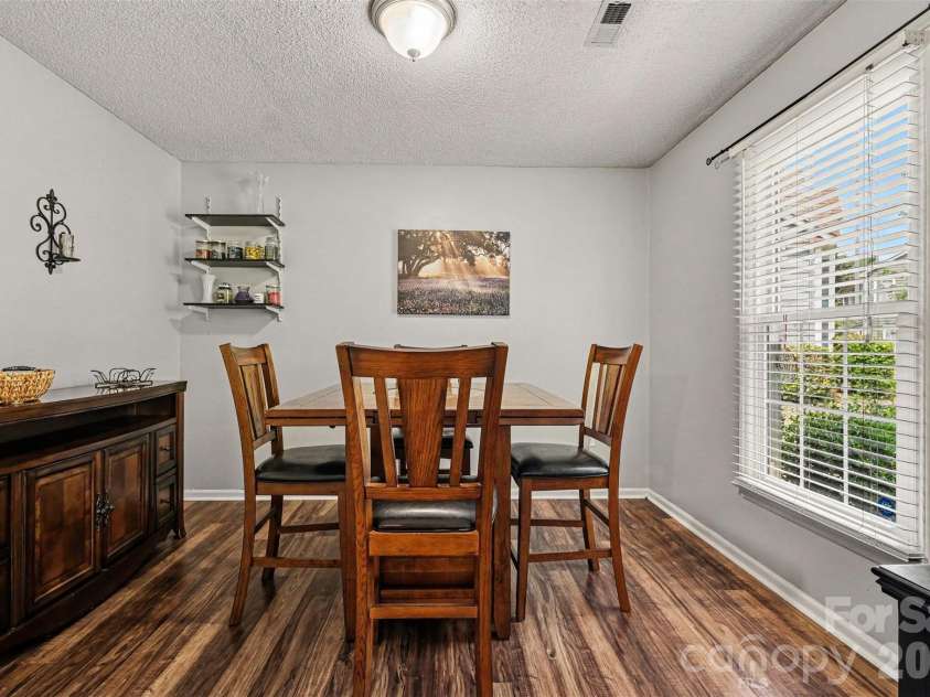 9803 Cooper Run Lane, Charlotte, NC 28269.  MLS# CAR4419711, YatesRealty ID 48278. Dining Room