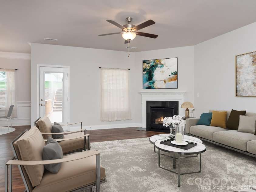 203 Macon Drive, Statesville, NC 28625.  MLS# CAR4419495, YatesRealty ID 48279. 