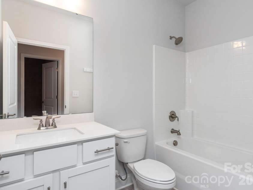 203 Macon Drive, Statesville, NC 28625.  MLS# CAR4419495, YatesRealty ID 48279. 
