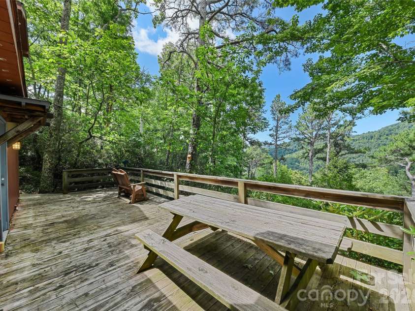 52 Steep Lane, Maggie Valley, NC 28751.  MLS# CAR4397095, YatesRealty ID 48282. Front deck/porch