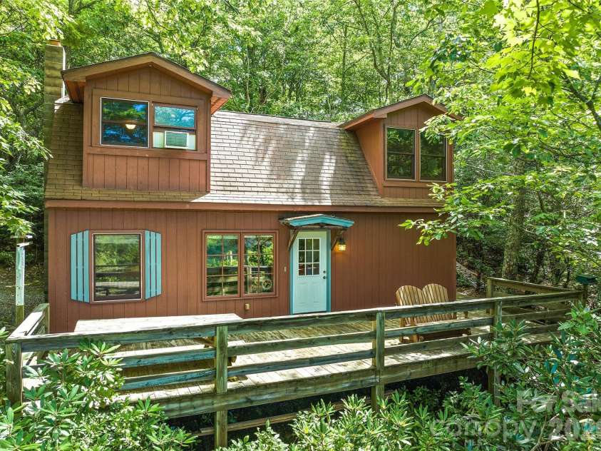 52 Steep Lane, Maggie Valley, NC 28751.  MLS# CAR4397095, YatesRealty ID 48282. Main entry side