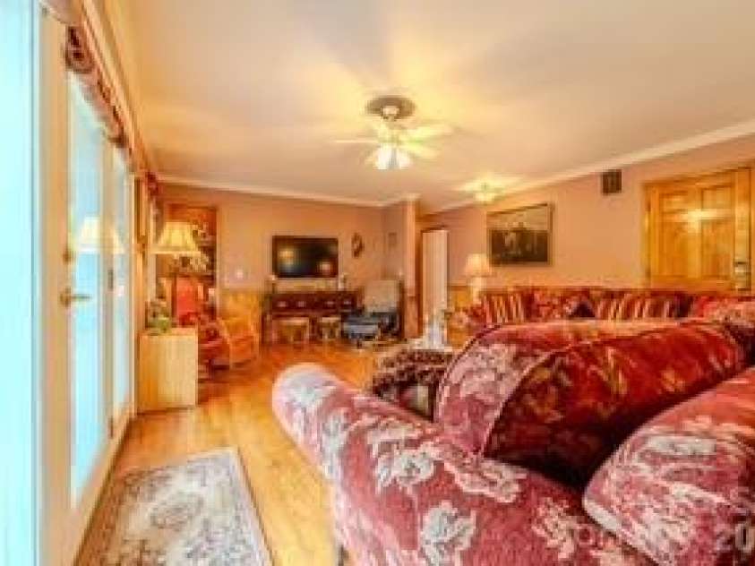 455 Avery Lane, Newland, NC 28657.  MLS# CAR4420126, YatesRealty ID 48283. 