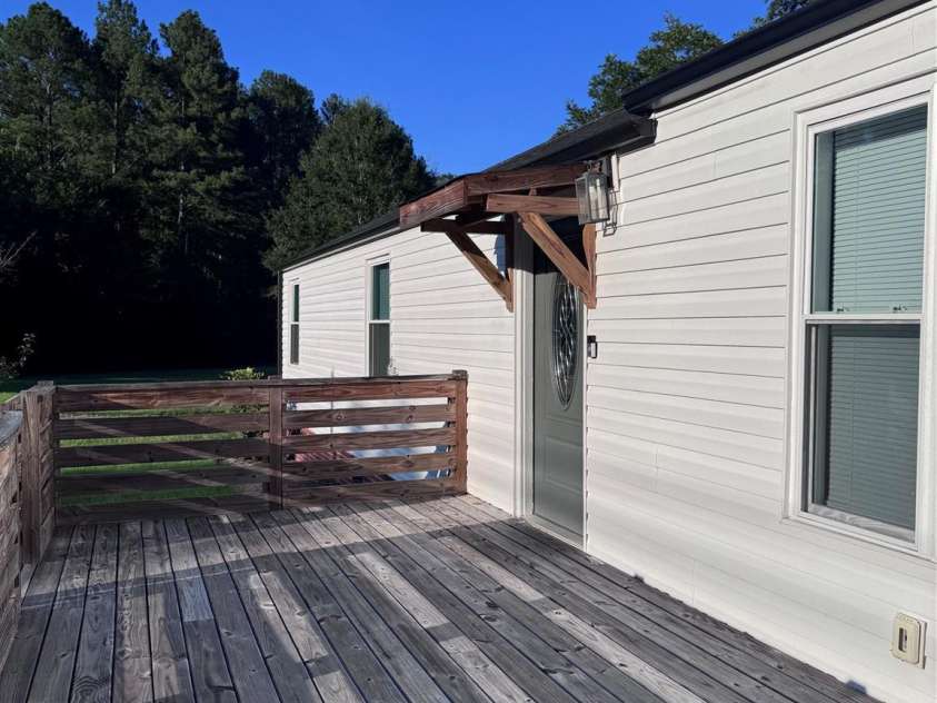 32146 Nc 740 Highway, Albemarle, NC 28001.  MLS# CAR4420403, YatesRealty ID 48285. Front of house area