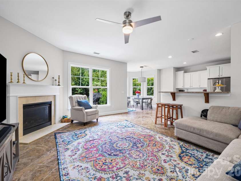 1037 Fleming Lane, Matthews, NC 28104.  MLS# CAR4411578, YatesRealty ID 48286. 