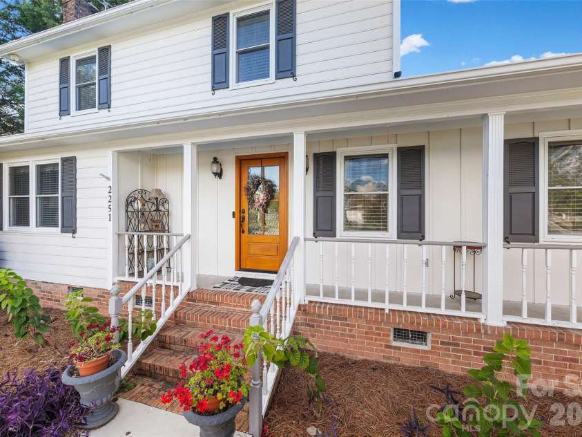 2251 Canberra Drive, Rock Hill, SC 29732.  MLS# CAR4419504, YatesRealty ID 48287. 