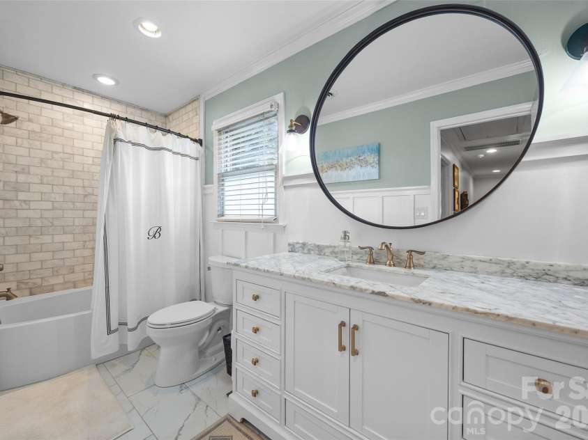 2251 Canberra Drive, Rock Hill, SC 29732.  MLS# CAR4419504, YatesRealty ID 48287. 