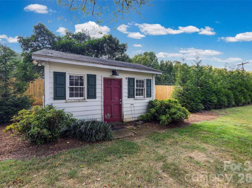 2251 Canberra Drive, Rock Hill, SC 29732.  MLS# CAR4419504, YatesRealty ID 48287. 