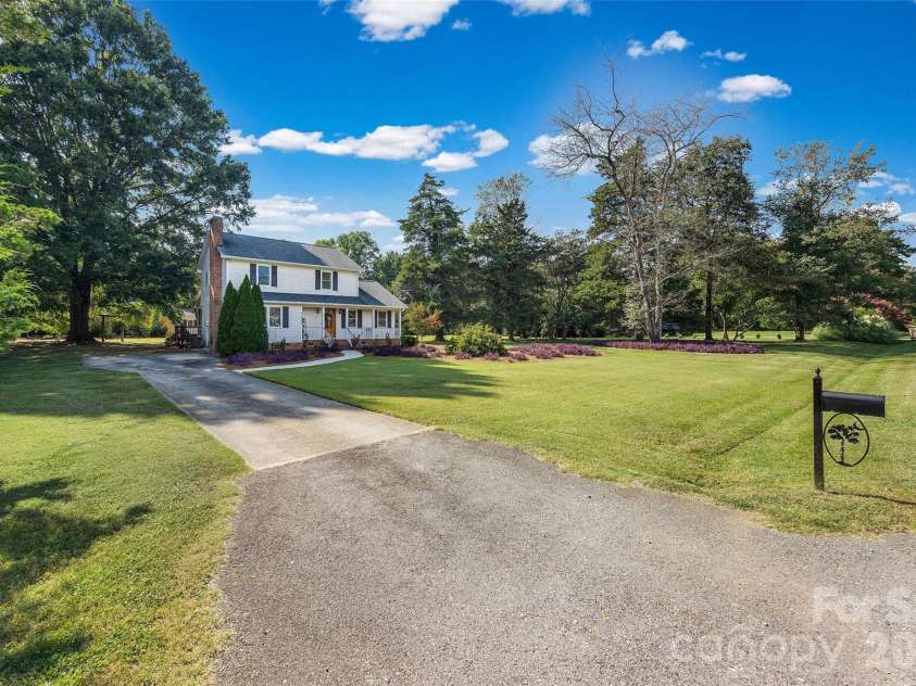 2251 Canberra Drive, Rock Hill, SC 29732.  MLS# CAR4419504, YatesRealty ID 48287. 
