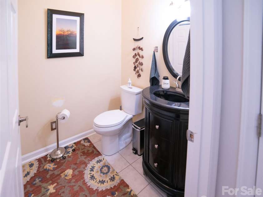 140 Lady Slipper Lane, Valdese, NC 28690.  MLS# CAR4420727, YatesRealty ID 48289. Main level half Bath