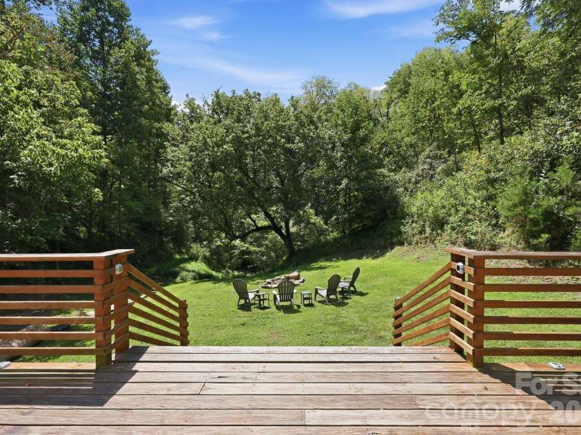 301 Hardwick Branch Road, Marshall, NC 28753.  MLS# CAR4417838, YatesRealty ID 48290. 