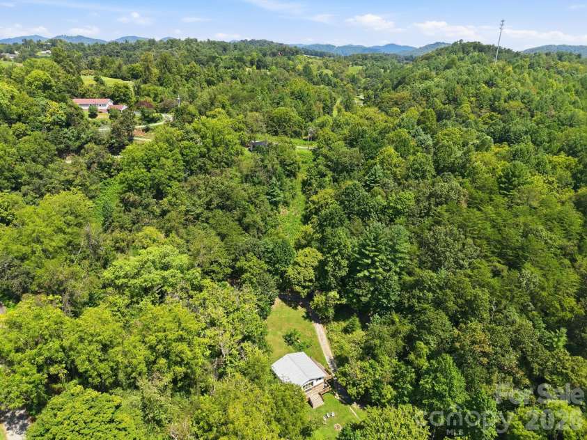 301 Hardwick Branch Road, Marshall, NC 28753.  MLS# CAR4417838, YatesRealty ID 48290. 