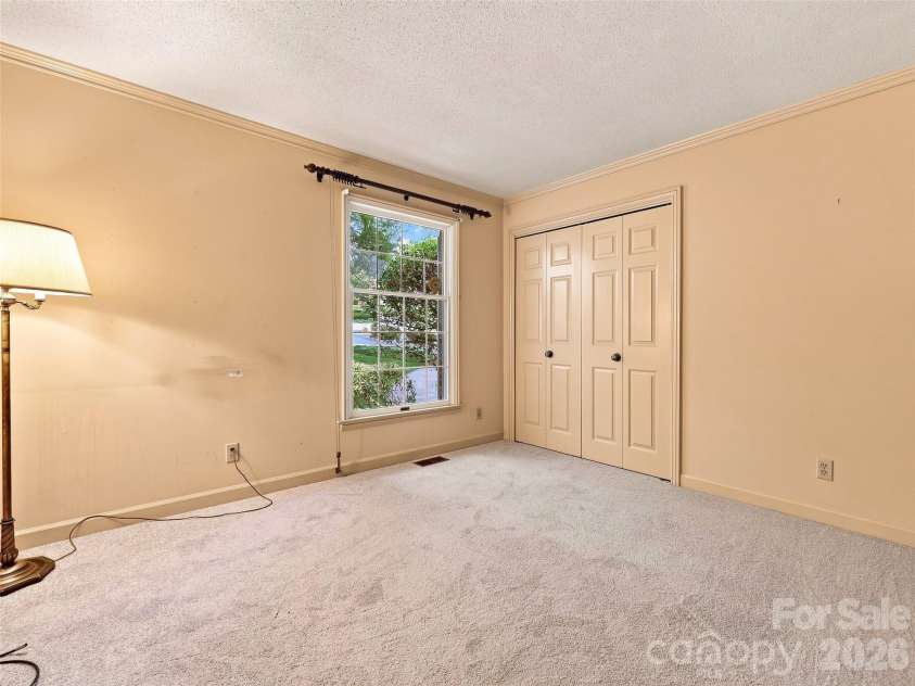 12 Legendary Road, Hendersonville, NC 28739.  MLS# CAR4420469, YatesRealty ID 48291. 