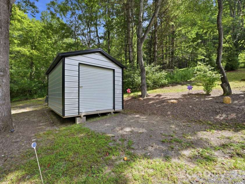 163 Walnut Drive, Jefferson, NC 28640.  MLS# CAR4420717, YatesRealty ID 48294. 10x16 Storage Shed