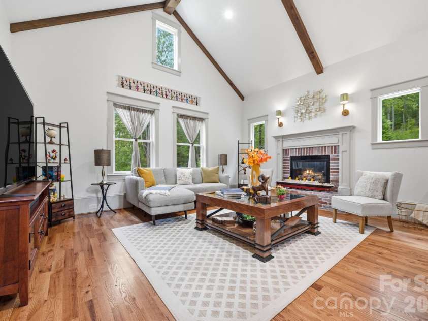 163 Walnut Drive, Jefferson, NC 28640.  MLS# CAR4420717, YatesRealty ID 48294. 