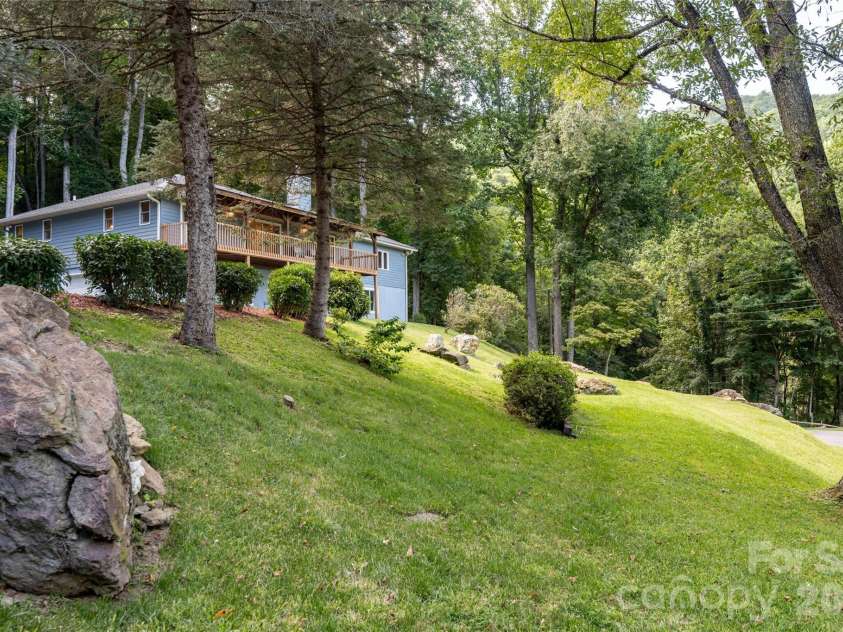 80 Range Drive, Maggie Valley, NC 28751.  MLS# CAR4419069, YatesRealty ID 48298. 