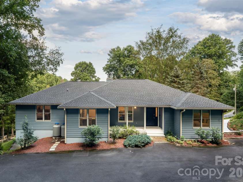 80 Range Drive, Maggie Valley, NC 28751.  MLS# CAR4419069, YatesRealty ID 48298. 