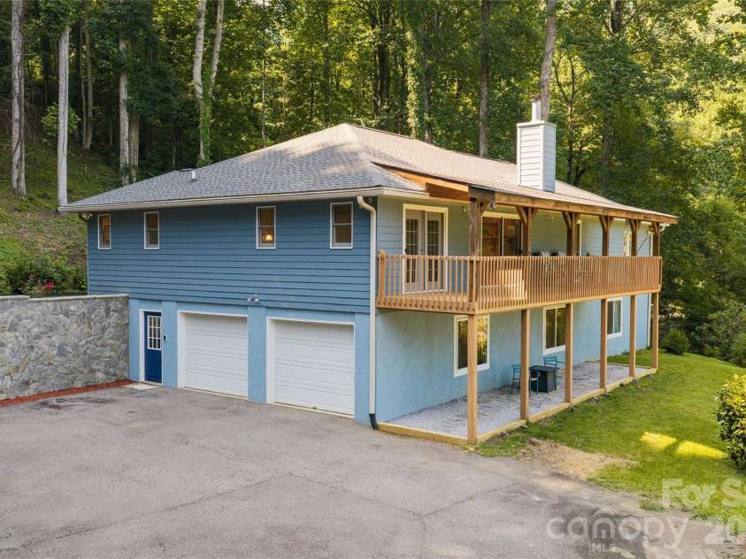 80 Range Drive, Maggie Valley, NC 28751.  MLS# CAR4419069, YatesRealty ID 48298. 