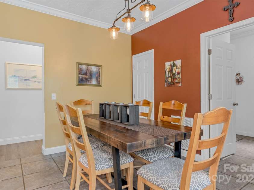 89 Palomino Road, Waynesville, NC 28785.  MLS# CAR4170444, YatesRealty ID 483. 