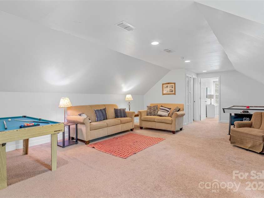 89 Palomino Road, Waynesville, NC 28785.  MLS# CAR4170444, YatesRealty ID 483. 