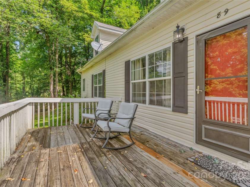 89 Palomino Road, Waynesville, NC 28785.  MLS# CAR4170444, YatesRealty ID 483. 
