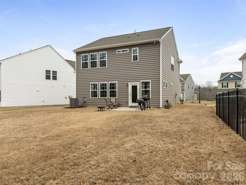 16011 Seagard Cove, Charlotte, NC 28278.  MLS# CAR4351200, YatesRealty ID 4830. Rear Exterior