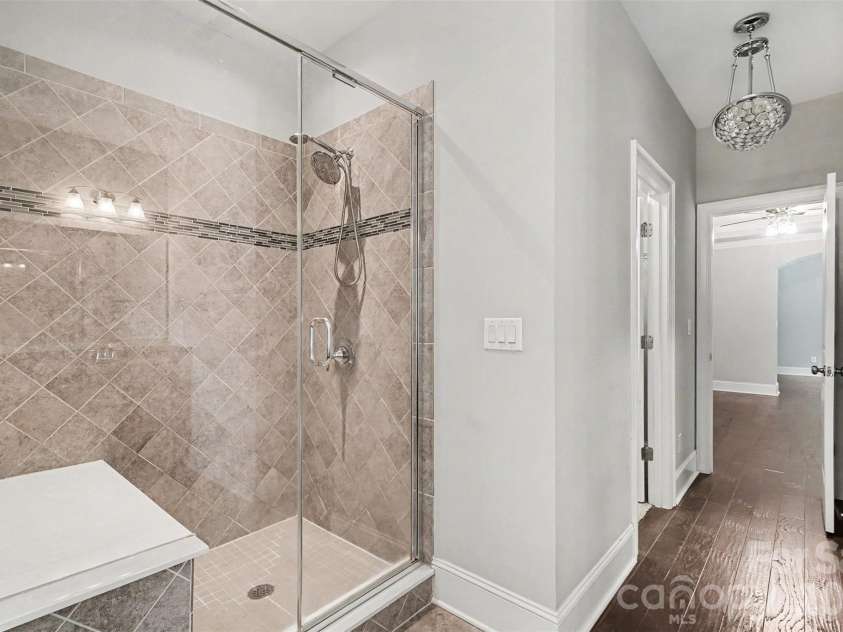1526 Afton Way, Fort Mill, SC 29708.  MLS# CAR4413306, YatesRealty ID 48303. Primary Bathroom