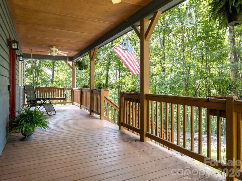 12 Howling Waite Ridge, Candler, NC 28715.  MLS# CAR4420405, YatesRealty ID 48304. 