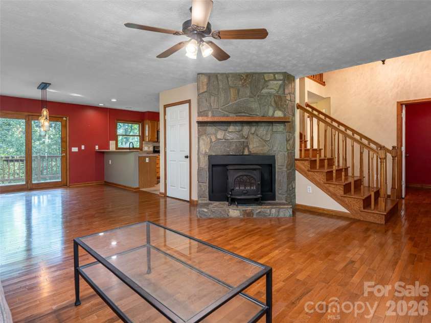12 Howling Waite Ridge, Candler, NC 28715.  MLS# CAR4420405, YatesRealty ID 48304. 