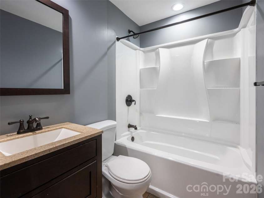 12 Howling Waite Ridge, Candler, NC 28715.  MLS# CAR4420405, YatesRealty ID 48304. 