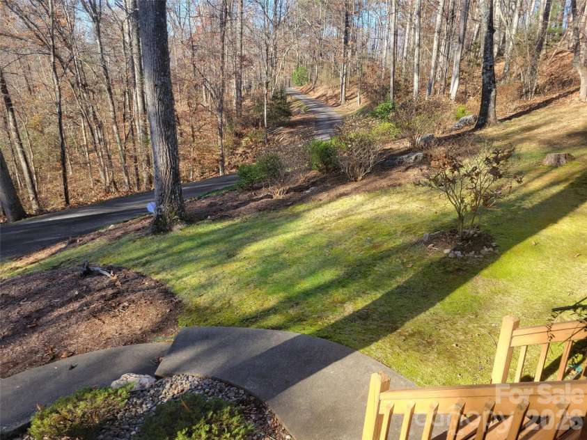 12 Howling Waite Ridge, Candler, NC 28715.  MLS# CAR4420405, YatesRealty ID 48304. 