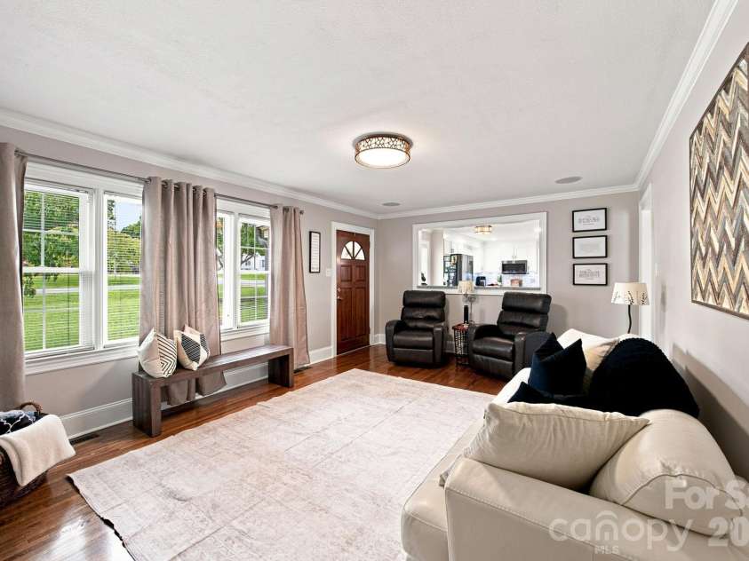 300 Eastwood Drive, Mount Holly, NC 28120.  MLS# CAR4419911, YatesRealty ID 48306. 