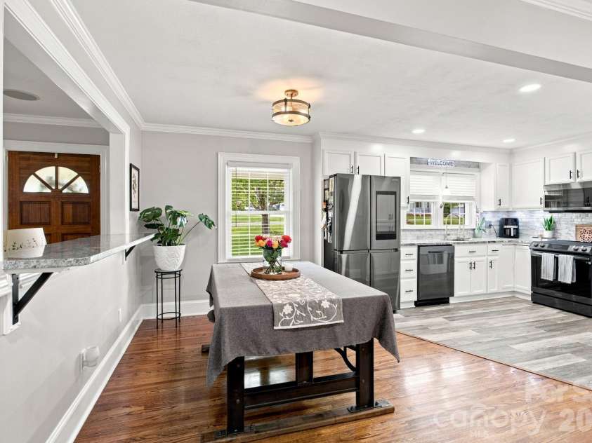 300 Eastwood Drive, Mount Holly, NC 28120.  MLS# CAR4419911, YatesRealty ID 48306. 
