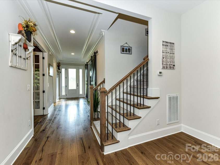 555 Shepherd Lane, Clover, SC 29710.  MLS# CAR4416784, YatesRealty ID 48307. 