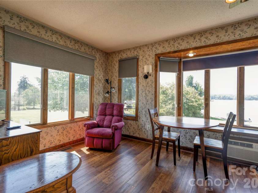 152 North Shore Drive, Cherryville, NC 28021.  MLS# CAR4420770, YatesRealty ID 48309. 