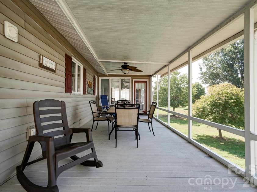 152 North Shore Drive, Cherryville, NC 28021.  MLS# CAR4420770, YatesRealty ID 48309. 