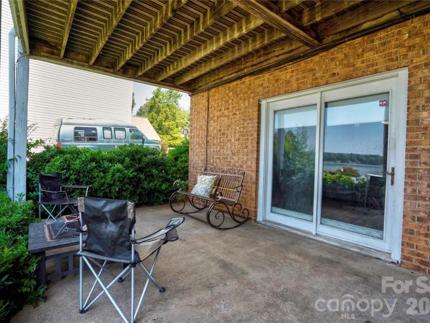 152 North Shore Drive, Cherryville, NC 28021.  MLS# CAR4420770, YatesRealty ID 48309. 