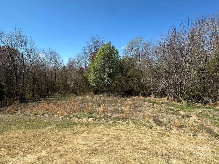 156 Shamrock Avenue, Mount Airy, NC 27030.  MLS# CAR4241937, YatesRealty ID 4831. 