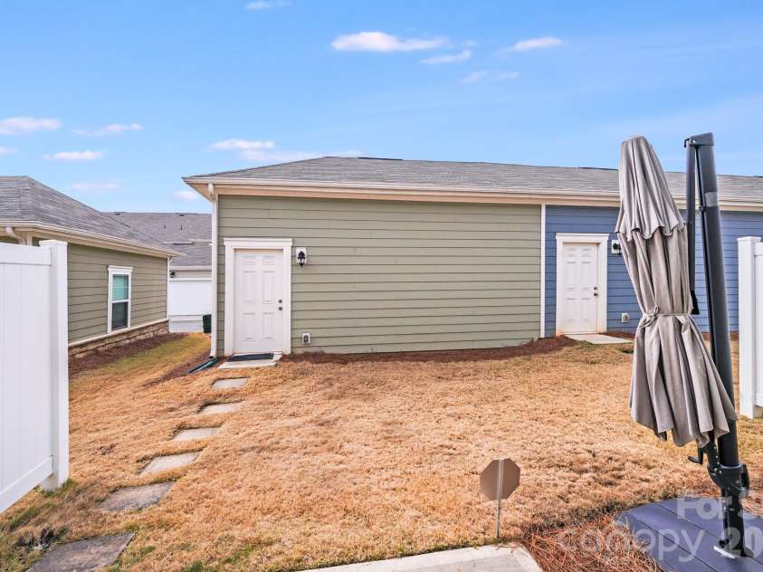 418 Kenwood View, Indian Trail, NC 28079.  MLS# CAR4328034, YatesRealty ID 4831. 