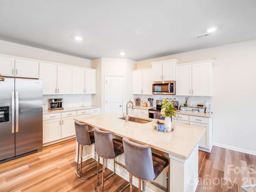 418 Kenwood View, Indian Trail, NC 28079.  MLS# CAR4328034, YatesRealty ID 4831. 