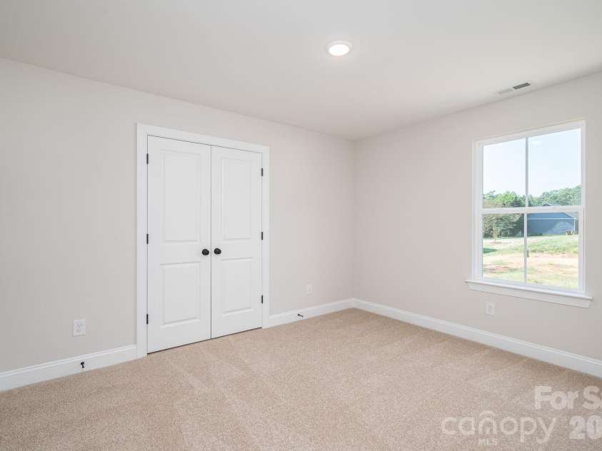301 Congress Street, Lincolnton, NC 28092.  MLS# CAR4418941, YatesRealty ID 48310. 