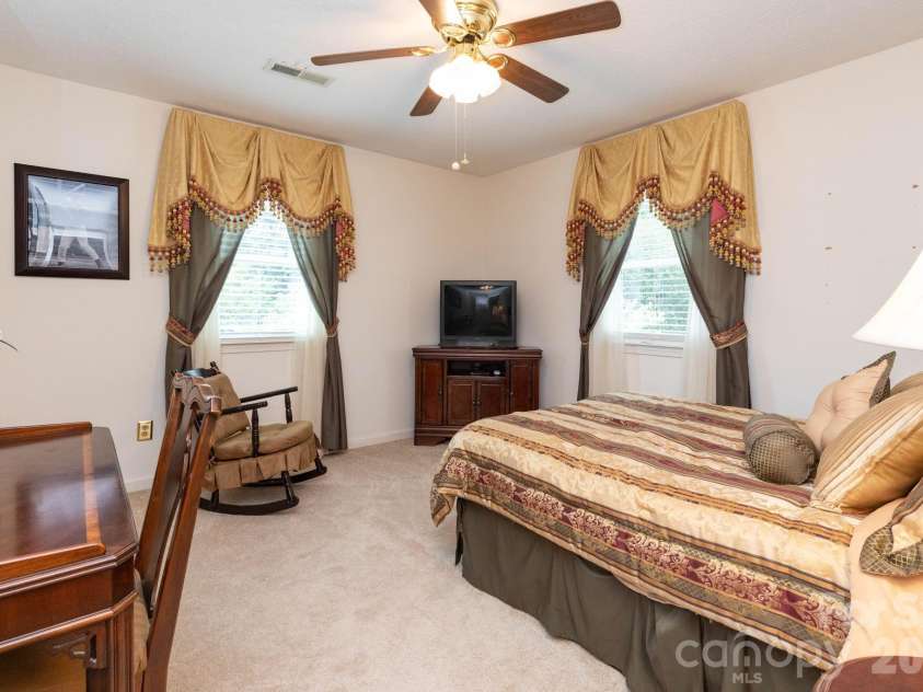 84 Portcrest Heights, Marion, NC 28752.  MLS# CAR4420704, YatesRealty ID 48311. Bedroom 3