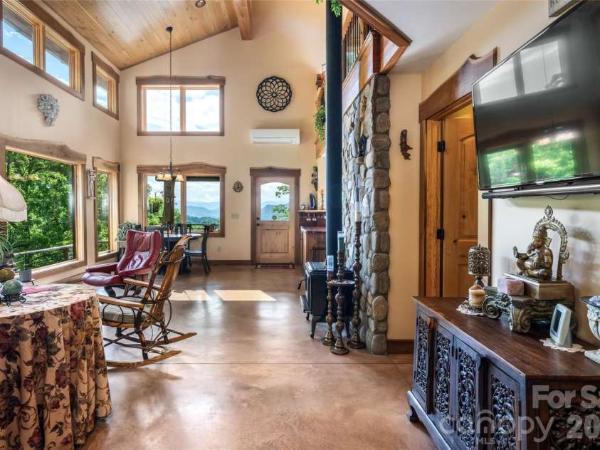 217 Natures Rest Lane, Clyde, NC 28721.  MLS# CAR4389640, YatesRealty ID 48312. 