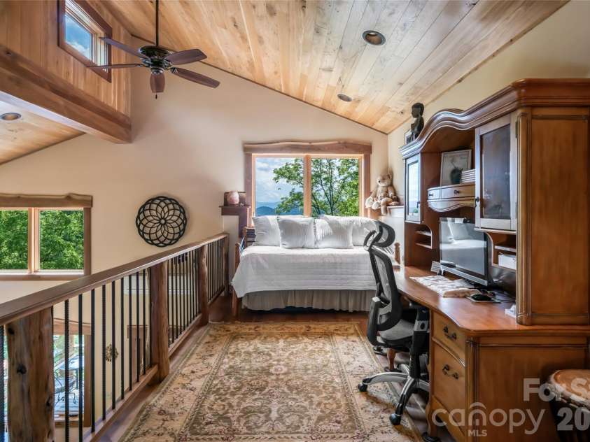 217 Natures Rest Lane, Clyde, NC 28721.  MLS# CAR4389640, YatesRealty ID 48312. 