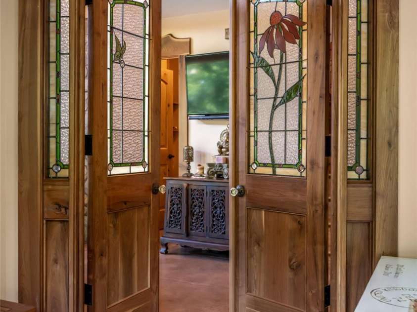 217 Natures Rest Lane, Clyde, NC 28721.  MLS# CAR4389640, YatesRealty ID 48312. 