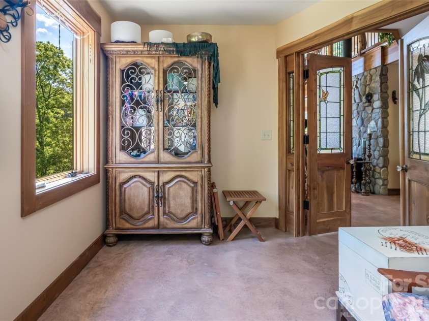 217 Natures Rest Lane, Clyde, NC 28721.  MLS# CAR4389640, YatesRealty ID 48312. 