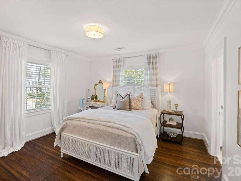 1838 Wendover Road, Charlotte, NC 28211.  MLS# CAR4420286, YatesRealty ID 48313. Bedroom 3